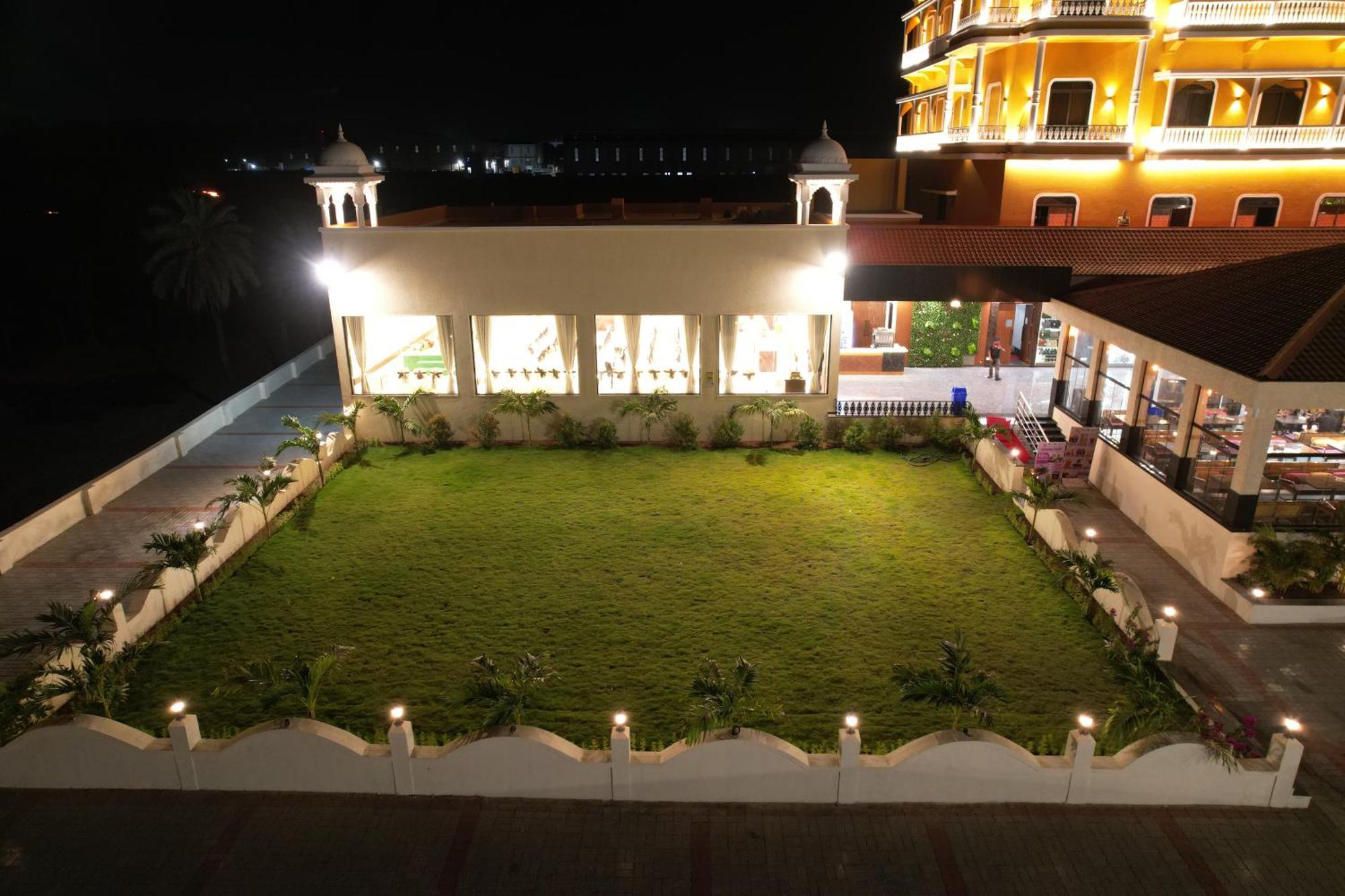 Hotel Grand Haveli Achad Exterior foto