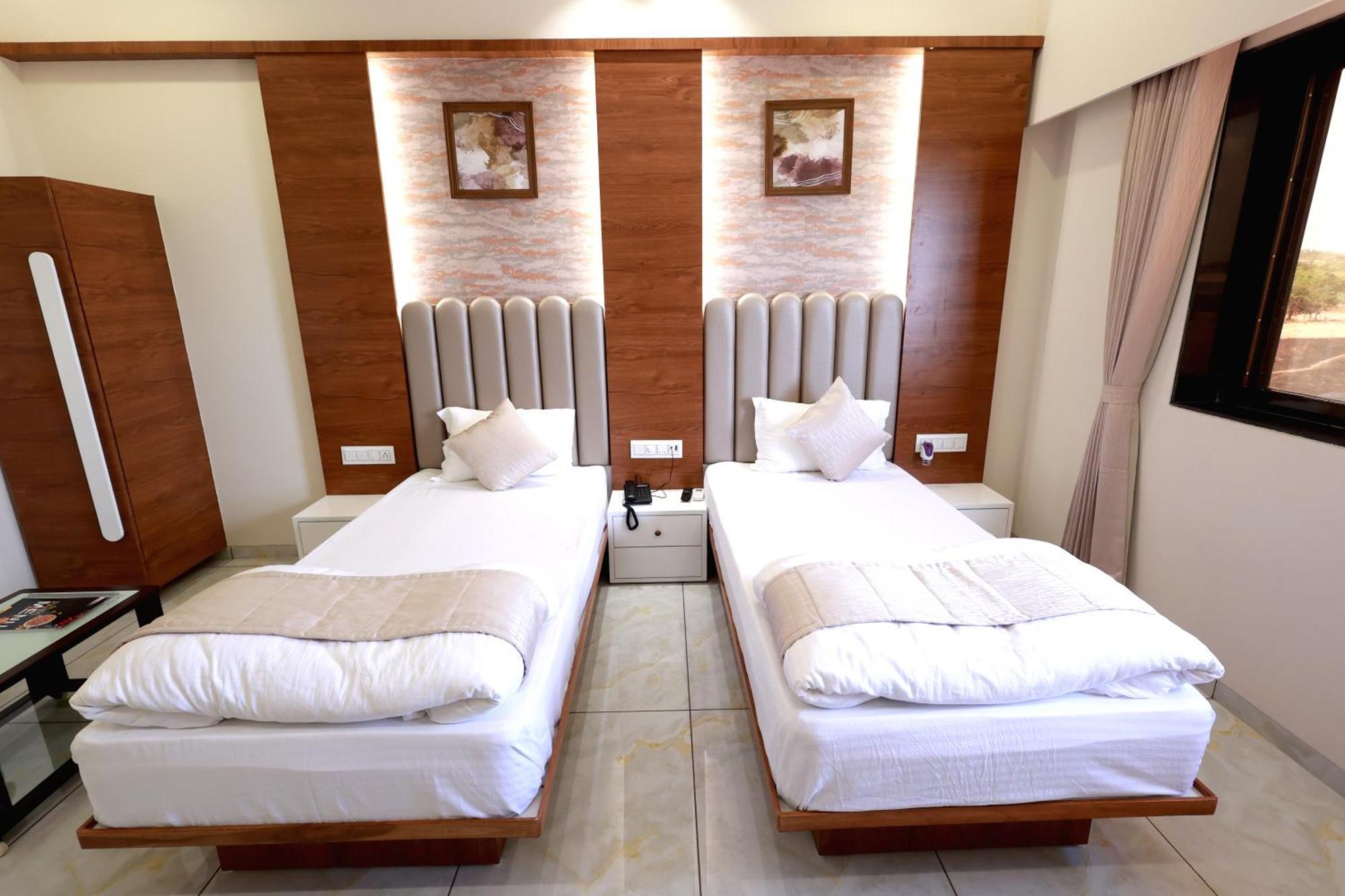 Hotel Grand Haveli Achad Exterior foto
